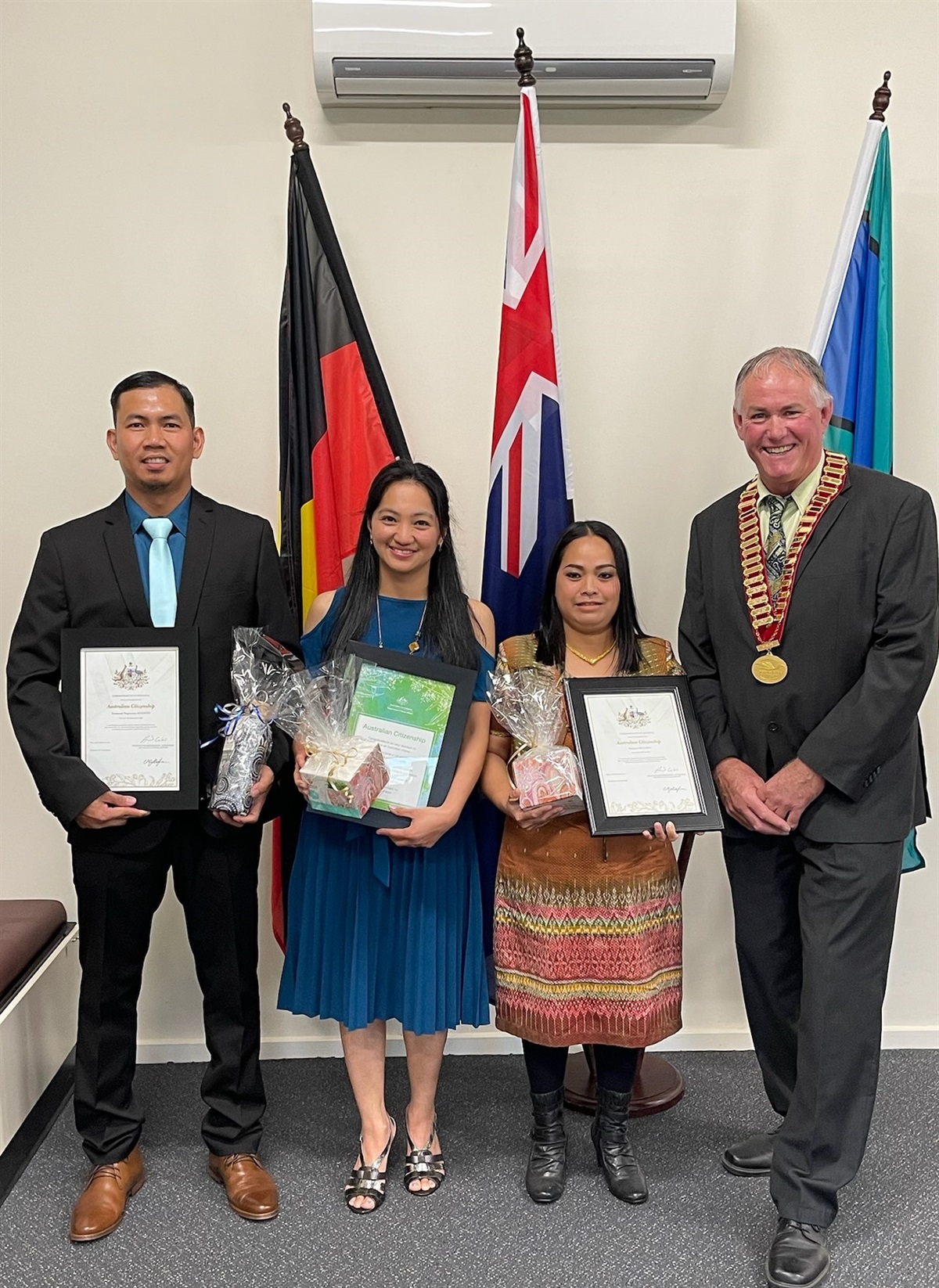 become-an-australian-citizen-in-2023-gannawarra-shire-council