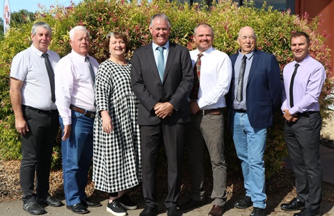 Councillor group photo 2021 (2).jpg