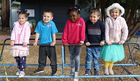 Kinder promotion, Kerang.jpg